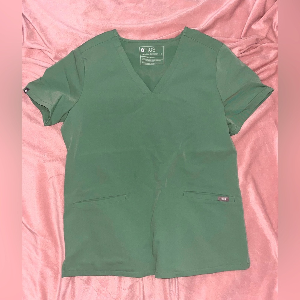 🍀FIGS two pocket scrub top JADE🍀